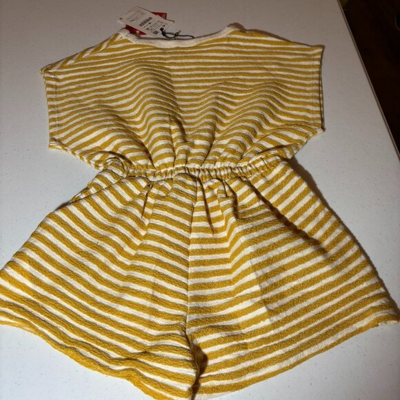 NWT Zara Peanuts Snoopy One Piece Romper Yellow White Stripes - Picture 8 of 11